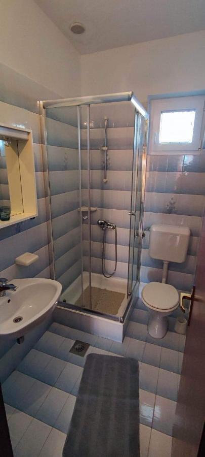 Apartments Berny Sveti Vid-Miholjice Eksteriør billede
