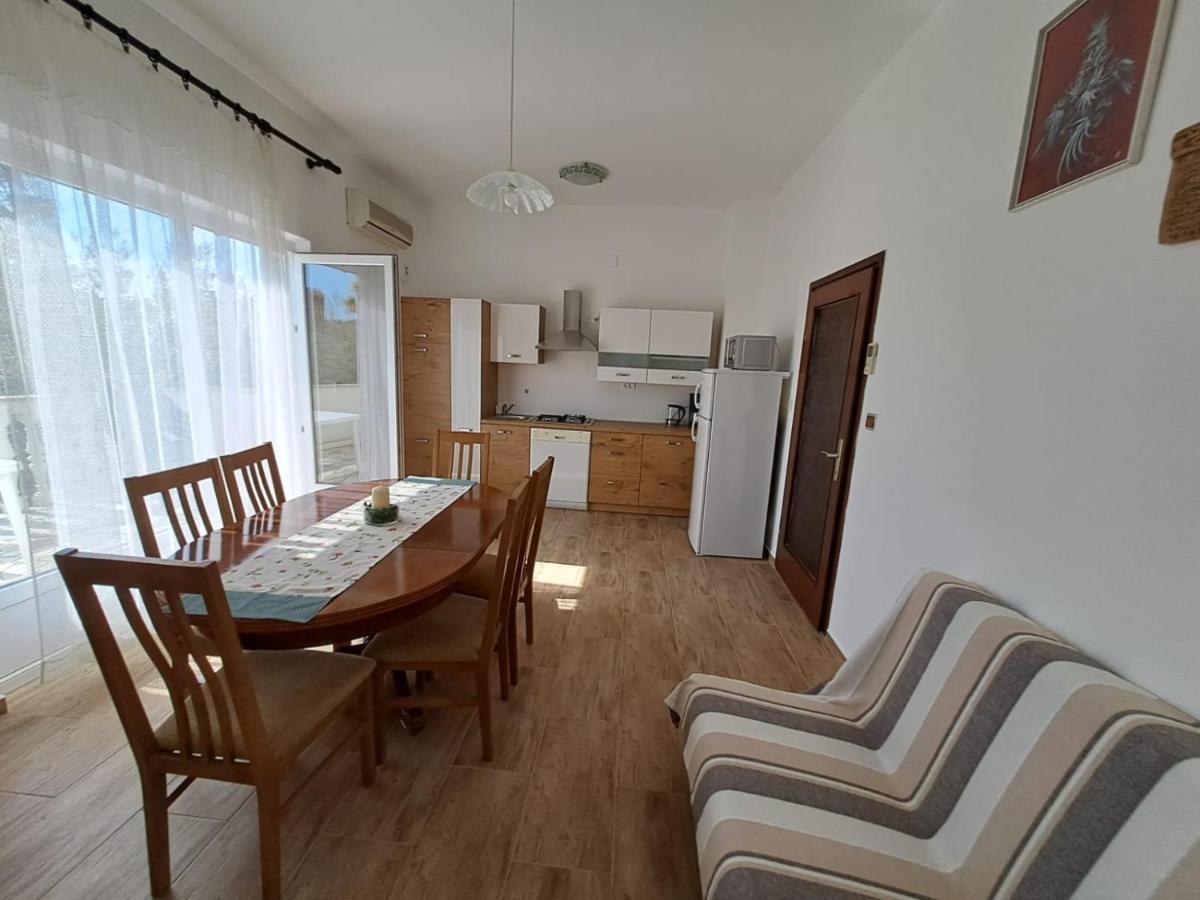 Apartments Berny Sveti Vid-Miholjice Eksteriør billede