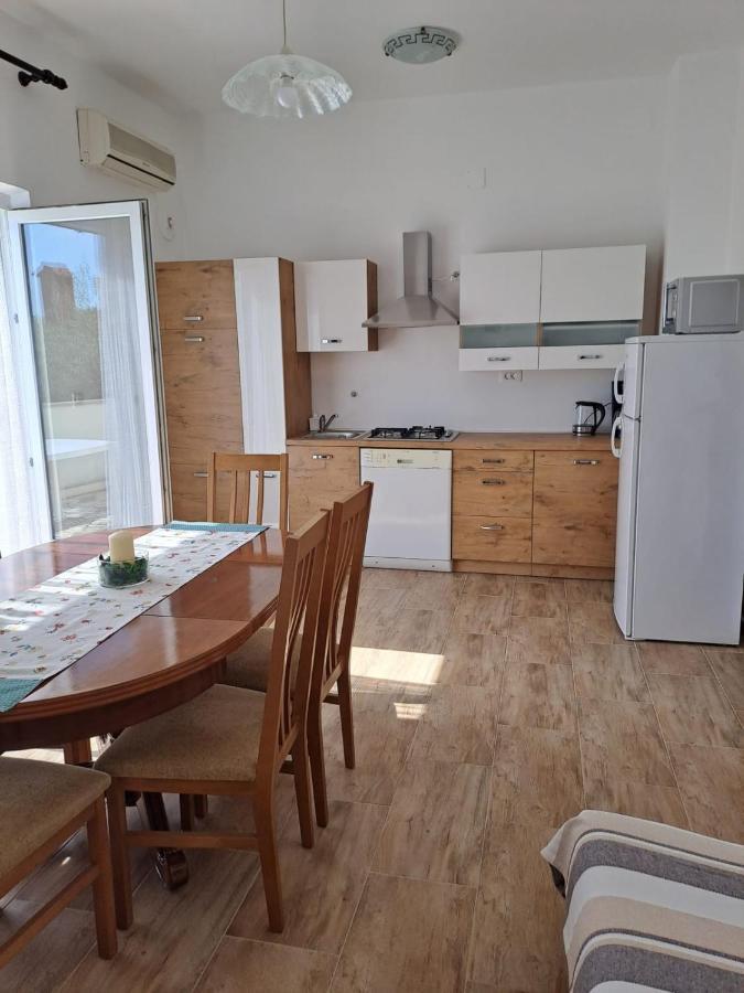 Apartments Berny Sveti Vid-Miholjice Eksteriør billede